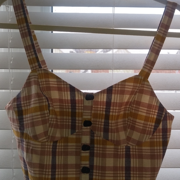 Tank Top - Picture 4 of 4